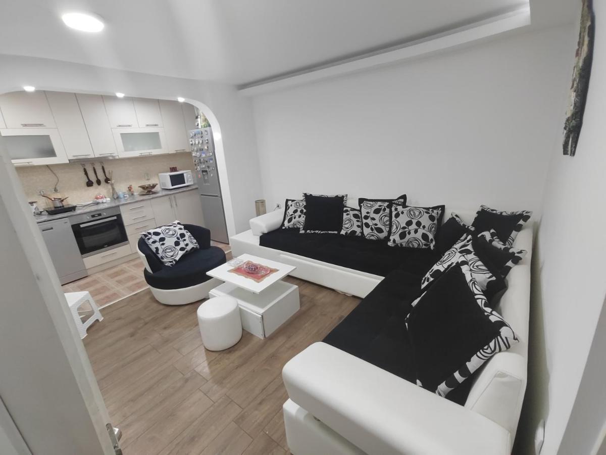 Bilja'S House Διαμέρισμα Ni Εξωτερικό φωτογραφία